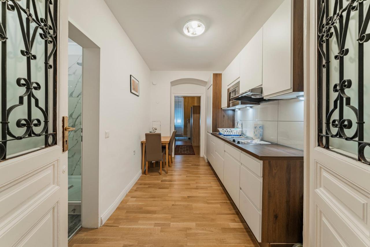 Palais Joseph Apartments, Contactless Check In Vienna Exterior photo
